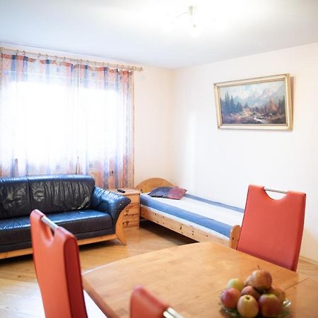 Ferienwohnung "Johann" Meckenbeuren Bagian luar foto