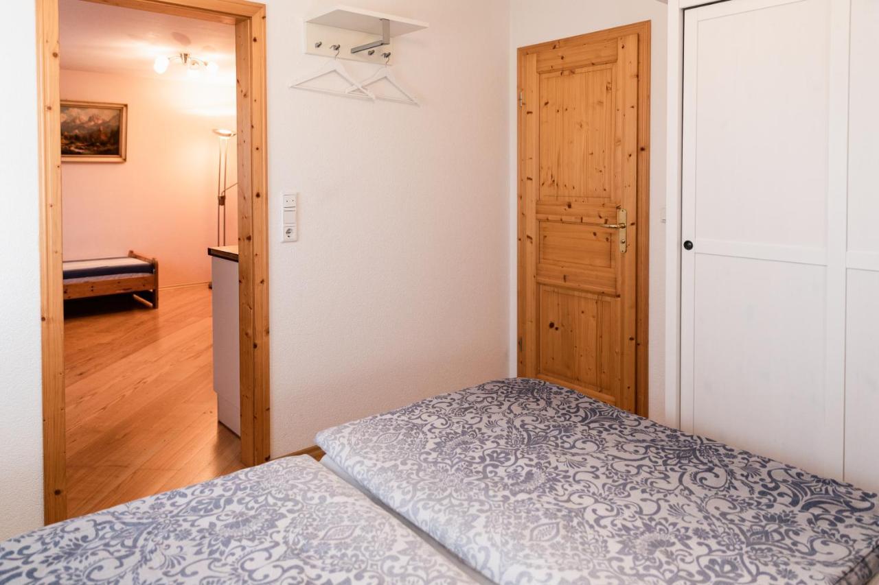 Ferienwohnung "Johann" Meckenbeuren Bagian luar foto